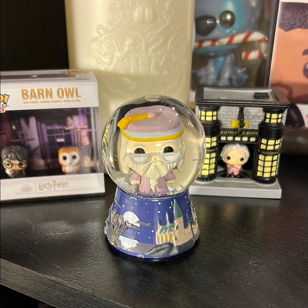Harry Potter Funko Mystery Mini Snowglobe - Albus Dumbledore